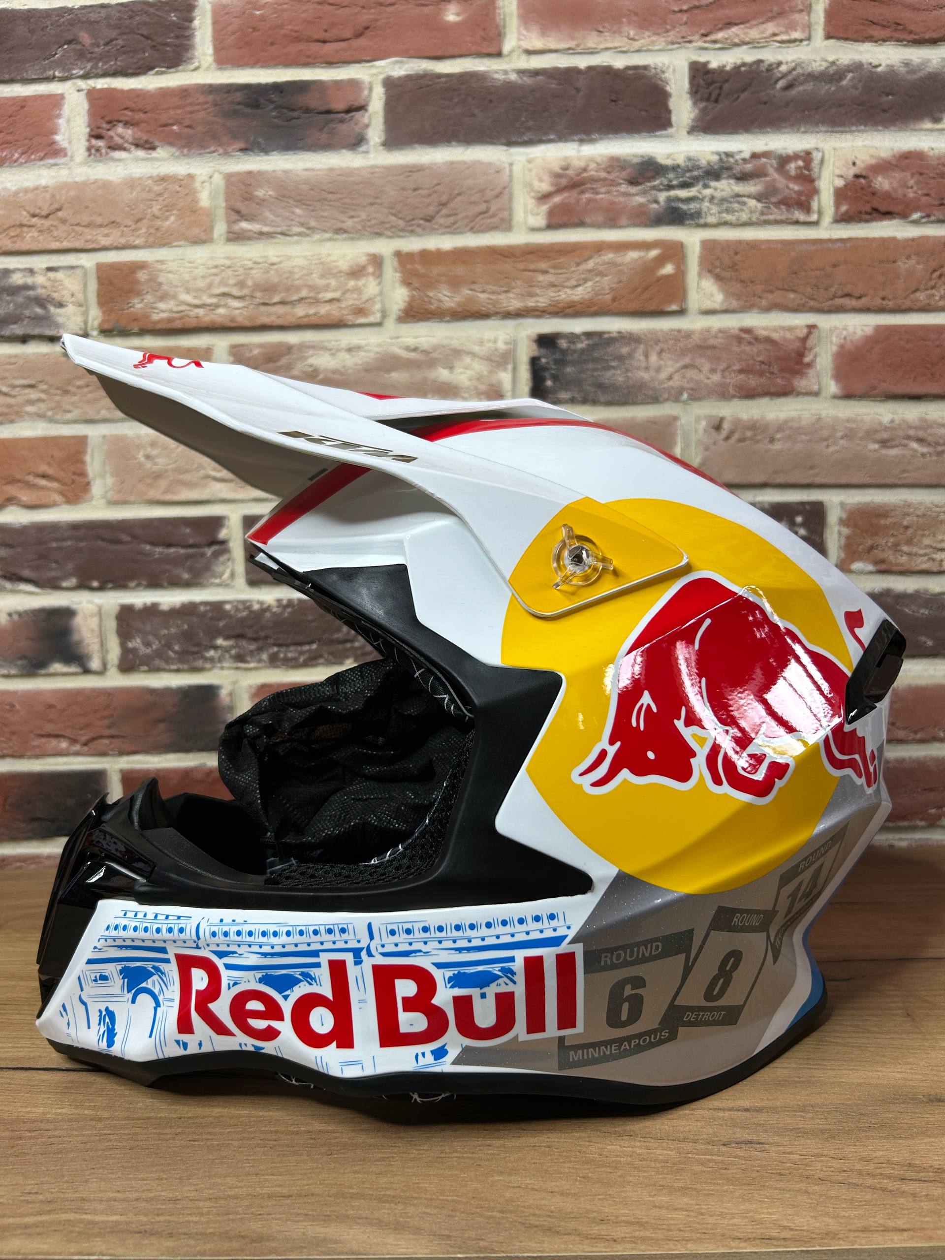 Шлем кроссовый RedBull белый - 2XL