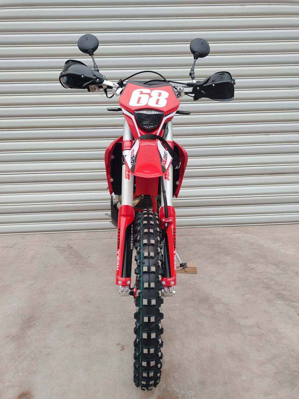 Мотоцикл Regulmoto Holeshot Red Edition (Красный)