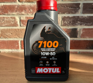Моторное масло MOTUL EC 7100 4T 10W-50 (1л.) NEW VN