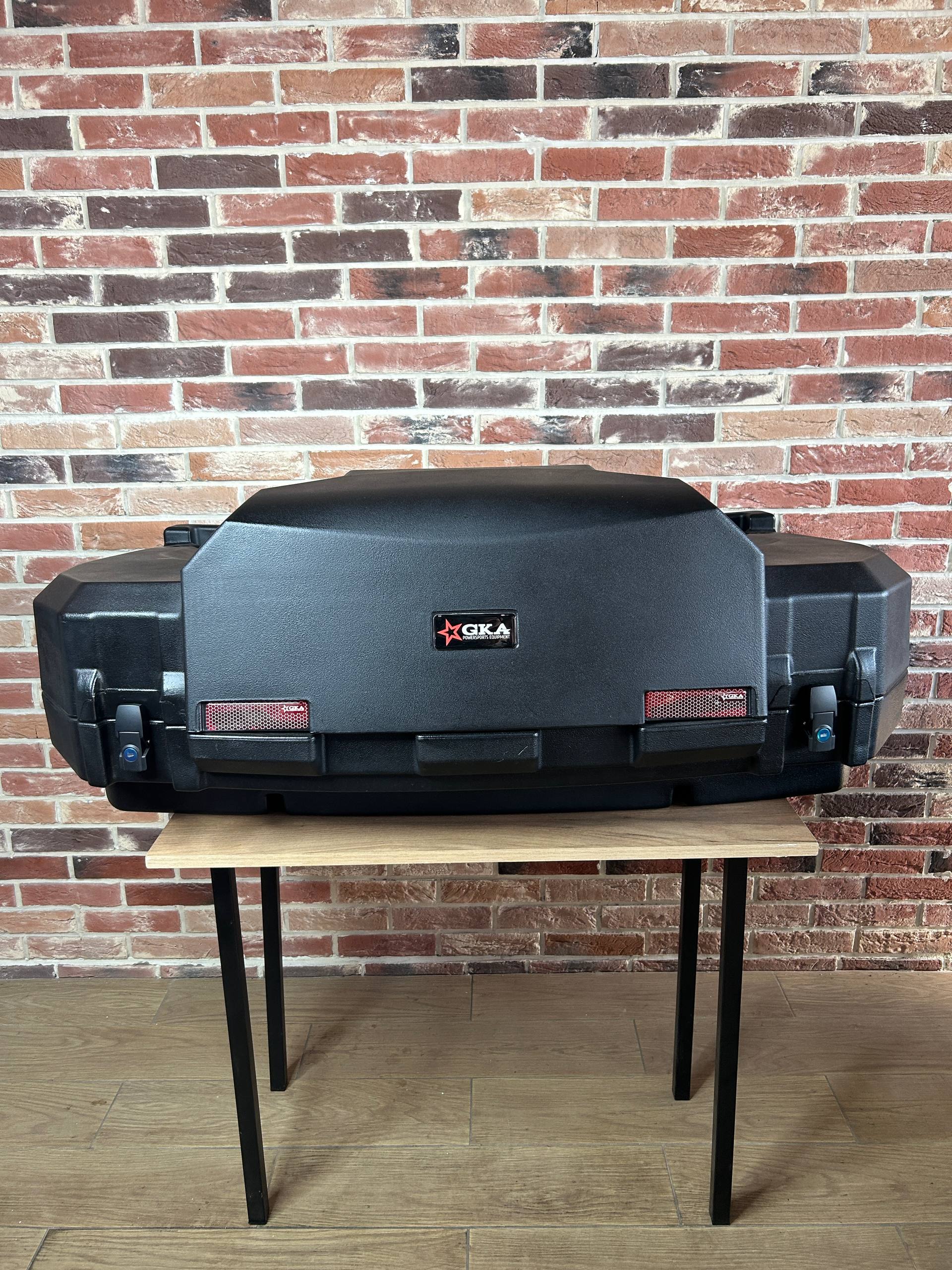 Кофр задний GKA TS 3000 / C402