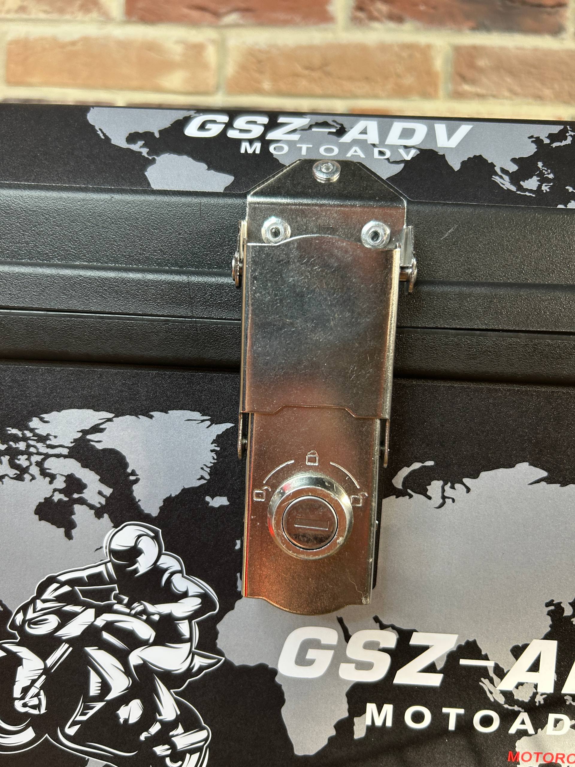 Кофр мото 42*36*32  48L (GZS-ADV черный)