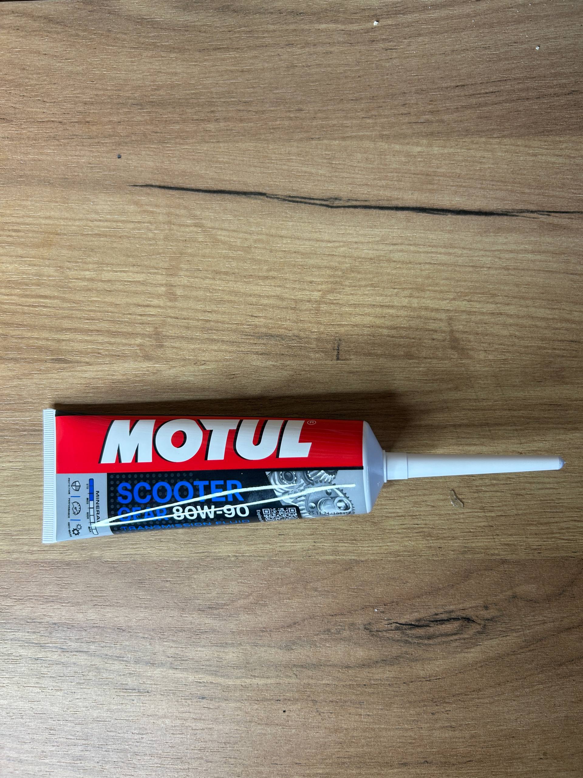 Трансмиссионное масло MOTUL Scooter Gear 80w-90 (0.120л)