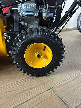 Бензиновая снегоуборочная машина SB 560 LP, 212 cc, электростартер, фара Denzel
