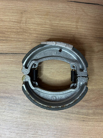 Колодки тормозные задние D125мм ширина 30мм AURA (06252-EN00001-0001)