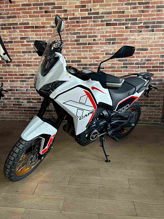 Мотоцикл Motomorini X-CAPE 700 - Gold Spoke Wheels
