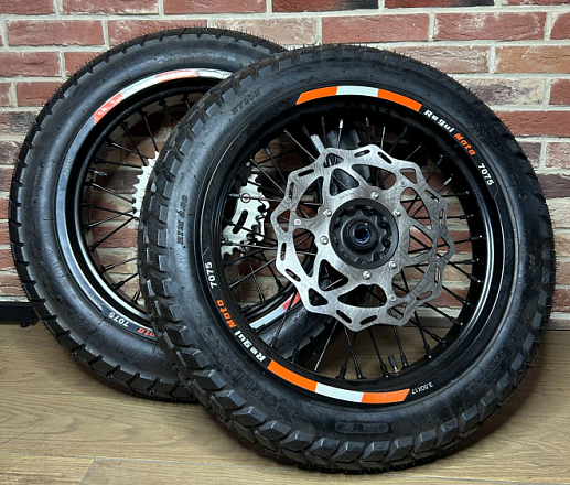 Колеса МОТАРД комп-т Crosstrec, Legend, Holeshot (диски алюм. с шиной 120/70-17,150/70-17, зв.520-40