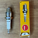 Свеча зажигания NGK BP7HS
