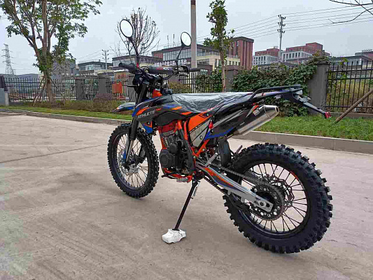 Мотоцикл Regulmoto ATHLETE PRO 300 (4 valves) 6 передач (Черный/Оранжевый/Синий)