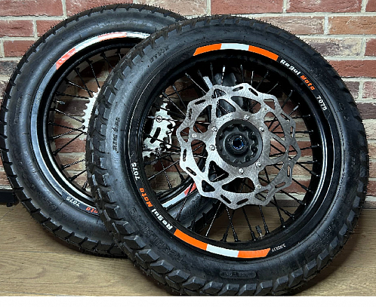 Колеса МОТАРД комп-т ZR,Sport Pro, CR-Z (диски алюм,шины110/90-17,130/70-17, зв.520x40) ось20/25