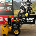 Бензиновая снегоуборочная машина SB 560 LP, 212 cc, электростартер, фара Denzel